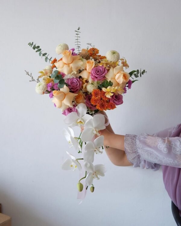 Local Cascade Fresh Flowers